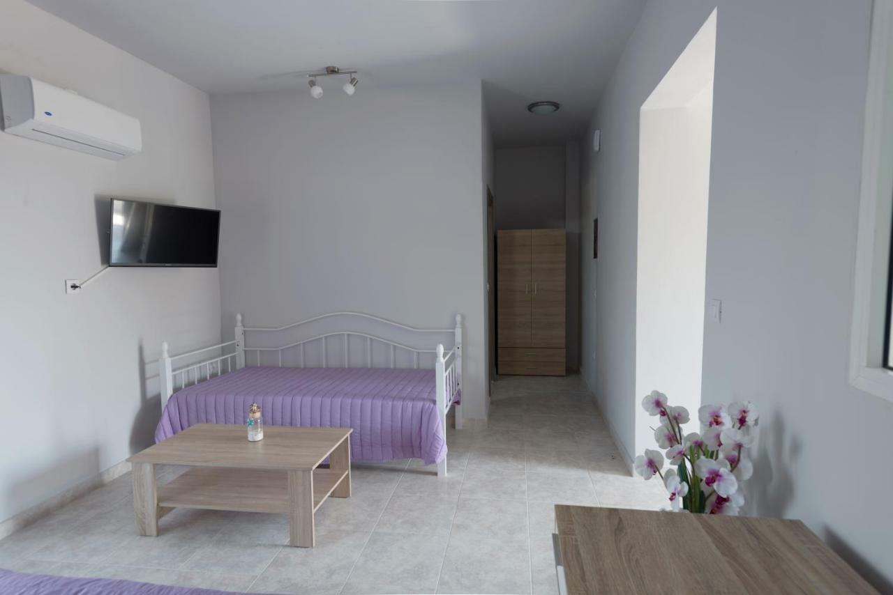 Paulsia Apartments Psinthos Exterior foto